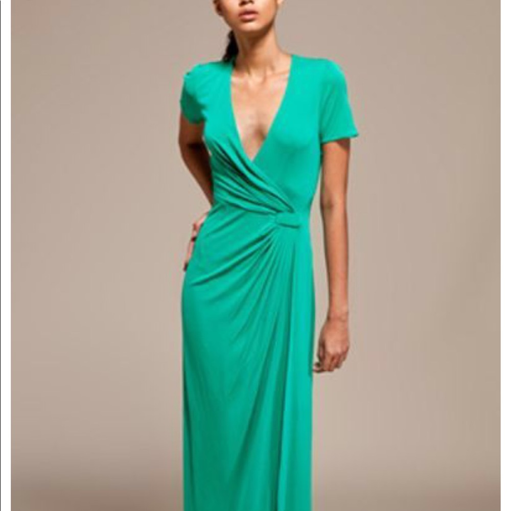 Issa London silk dress as seen on Kate Middleton